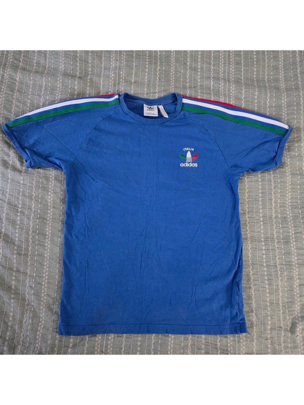 Adidas Originals blue T shirt with striped shoulder detail
